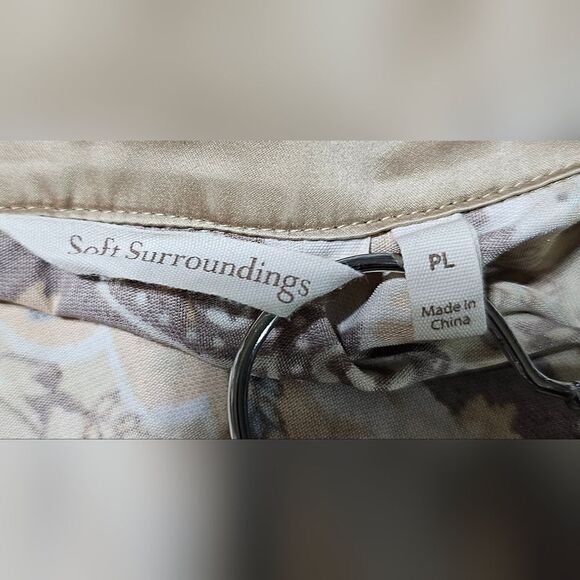 SOFT SURROUNDINGS Velvet Paisley Button Down Shirt - Size Petite Large - Picture 6 of 7